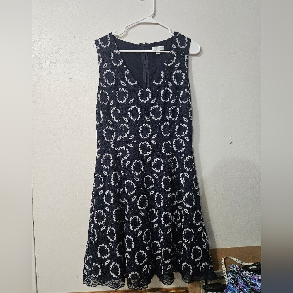 New york and company navy blue and white floral dress!